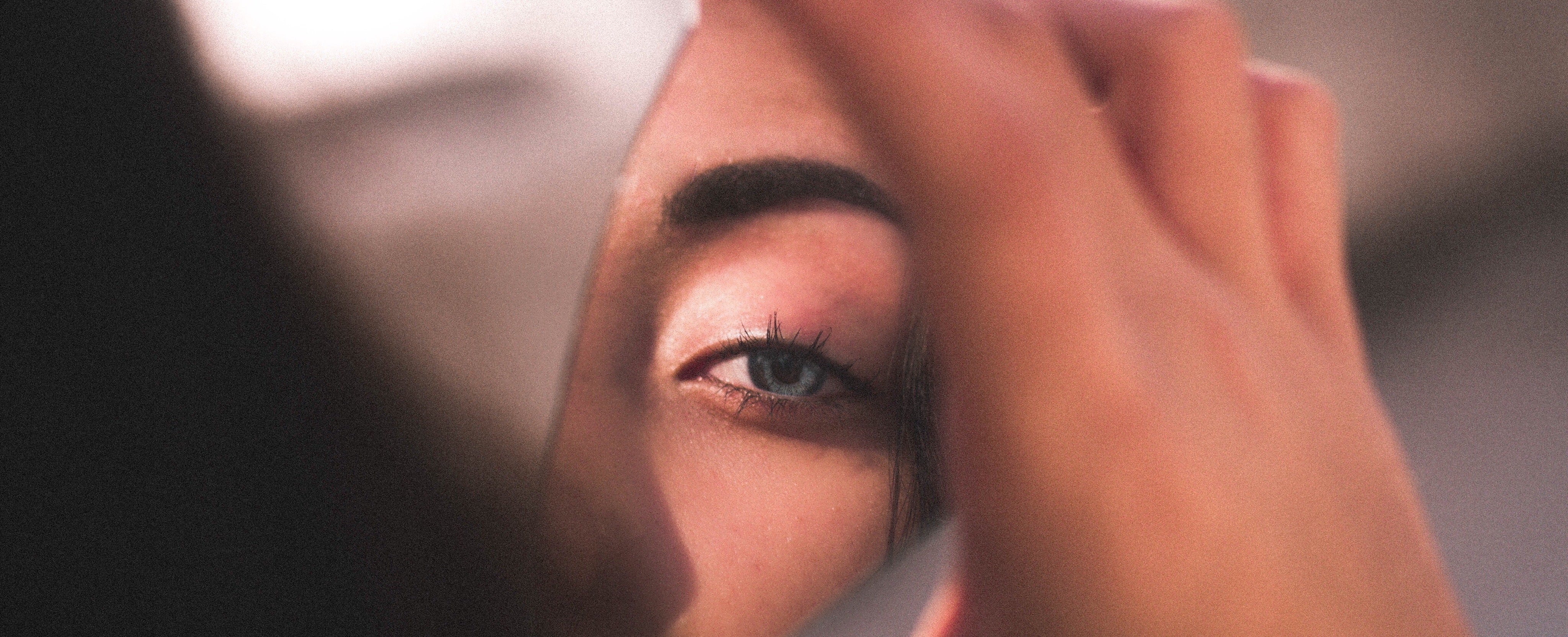 Determine Your Eye Shape in a Blink of an Eye